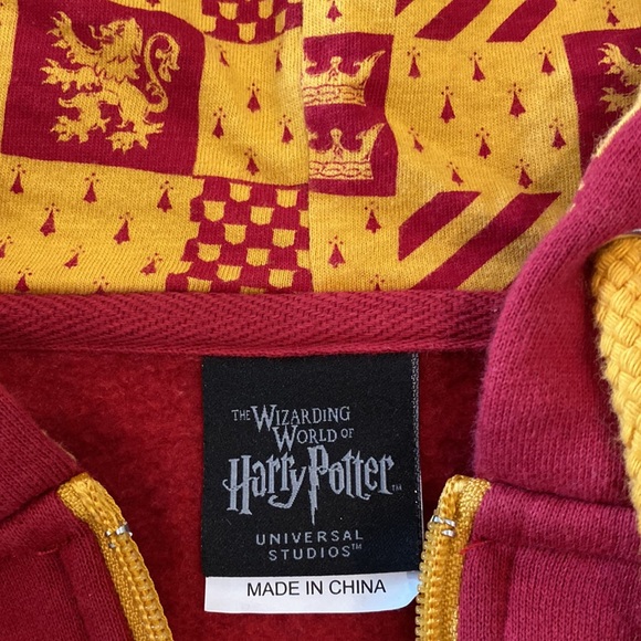 Gryffindor Sweatshirt - Unisex XS - Picture 4 of 6